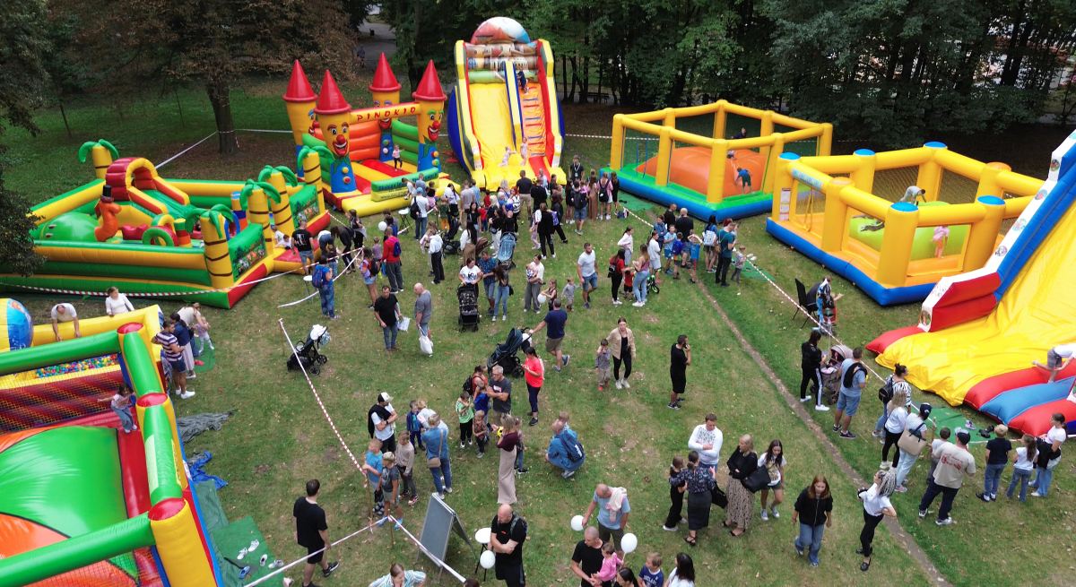 dmuchance opolskie, dmuchane zjeżdżalnie, miękka górka, dmuchane tory przeszkód, kula zorbing