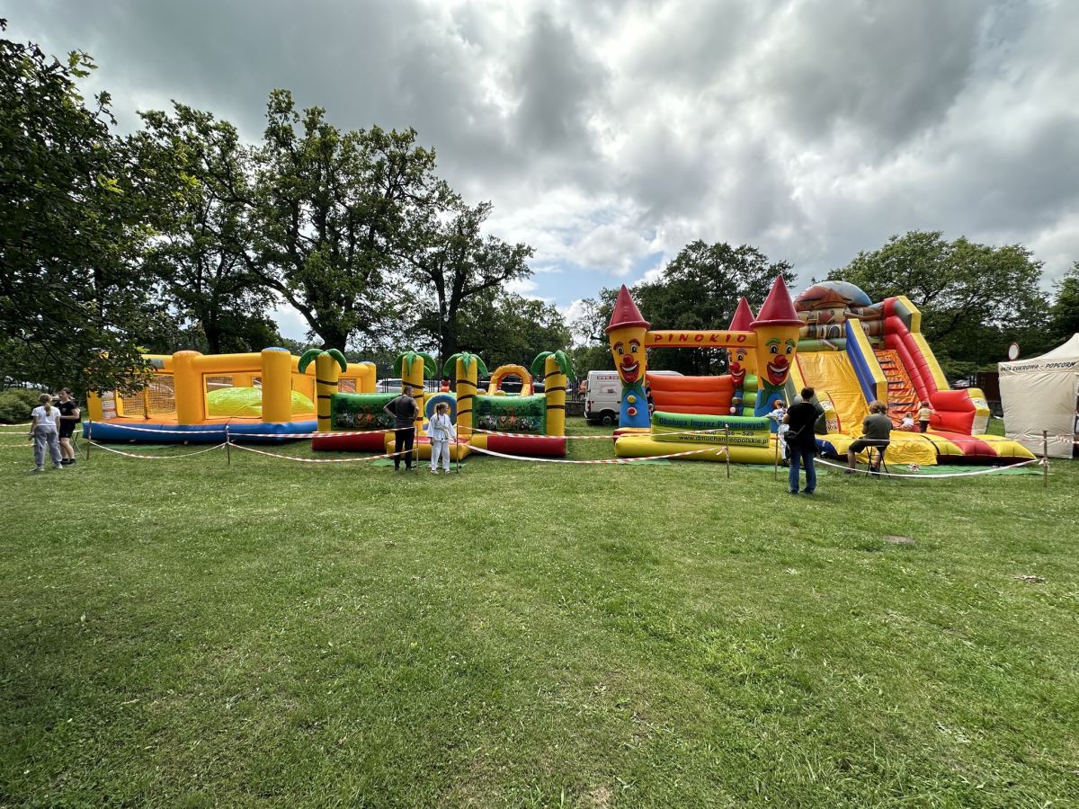 dmuchance opolskie, dmuchane zjeżdżalnie, miękka górka, dmuchane tory przeszkód, kula zorbing