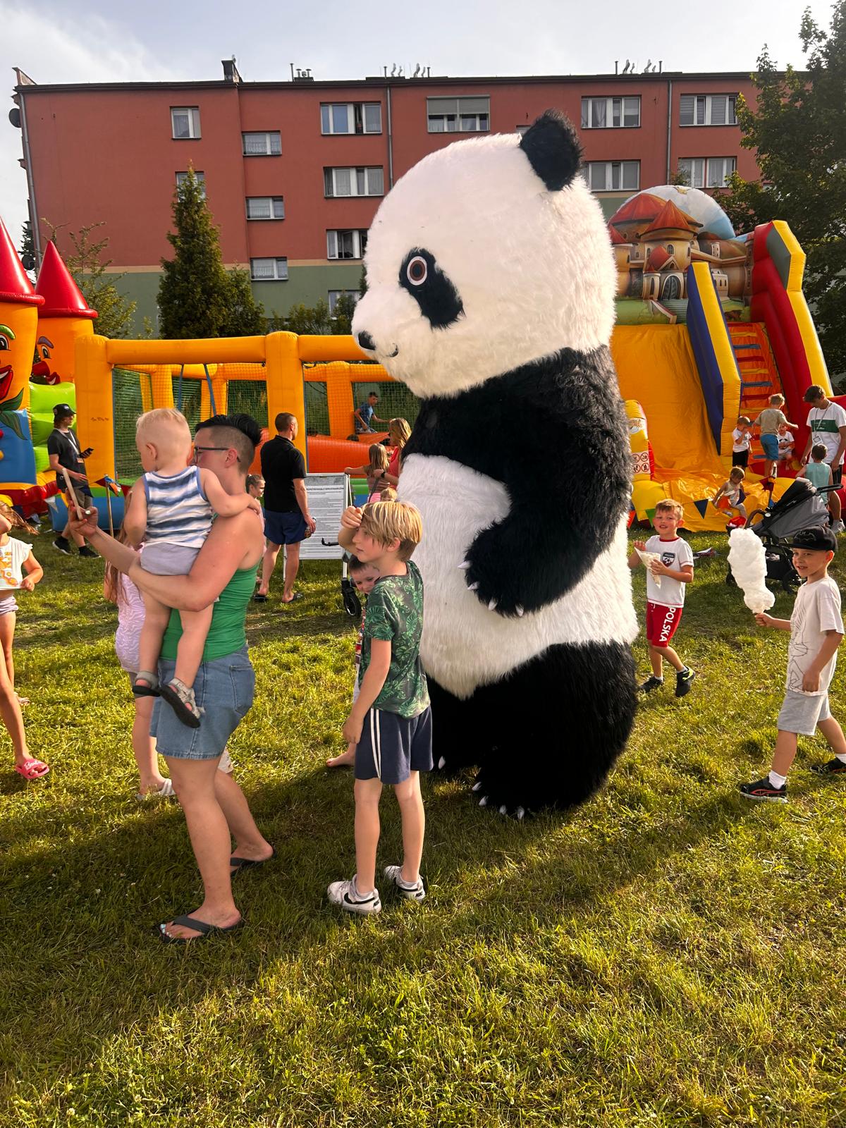 dmuchance opolskie, dmuchane zjeżdżalnie, miękka górka, dmuchane tory przeszkód, kula zorbing